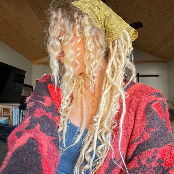 Meet your Posher, Piper - Picture 10 of 12